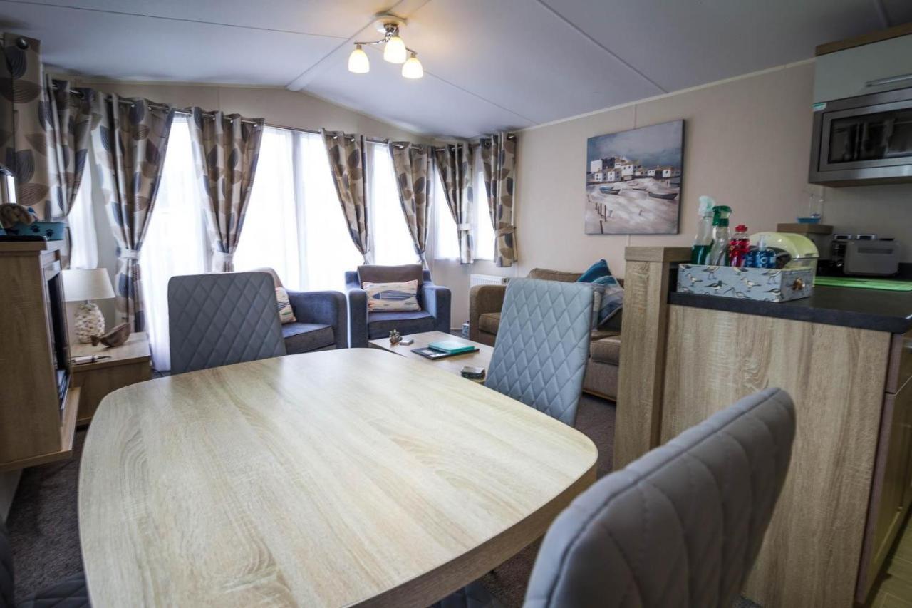 6 Berth Caravan With Wifi At Wells-Next-The-Sea In Norfolk Ref 72032T Hotel Екстериор снимка