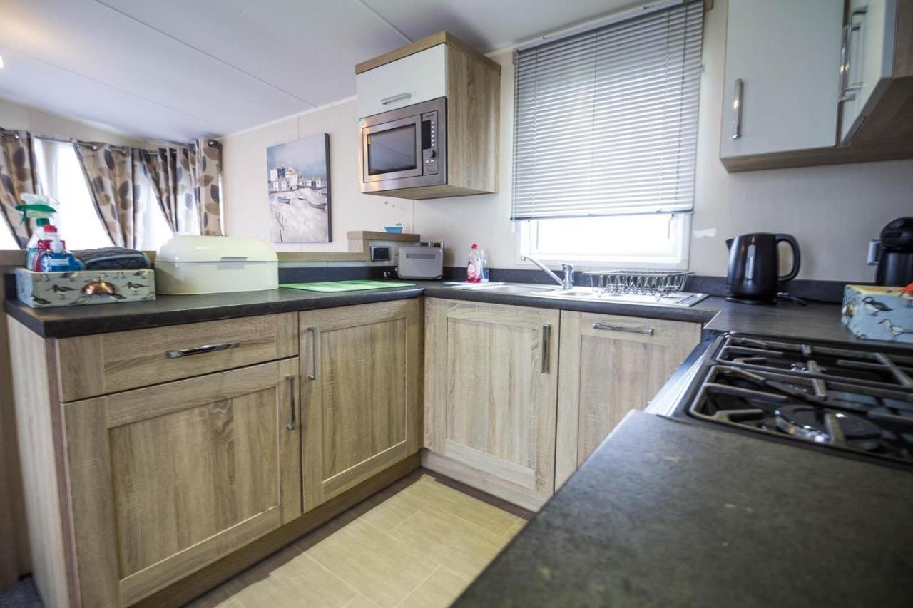 6 Berth Caravan With Wifi At Wells-Next-The-Sea In Norfolk Ref 72032T Hotel Екстериор снимка