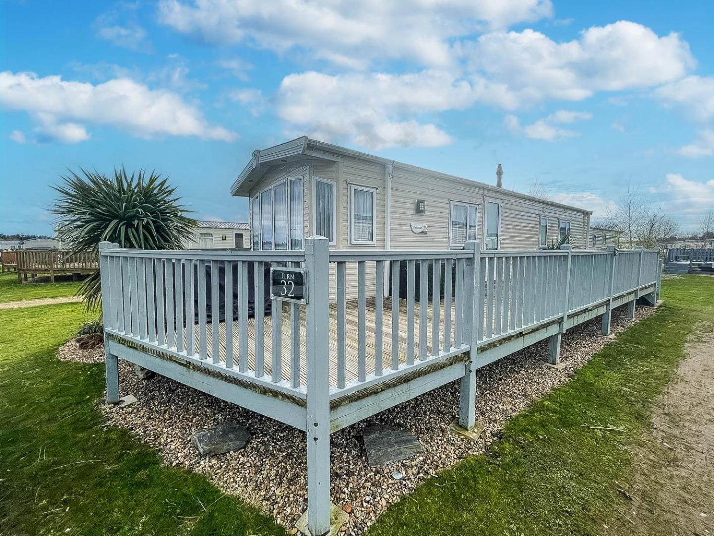 6 Berth Caravan With Wifi At Wells-Next-The-Sea In Norfolk Ref 72032T Hotel Екстериор снимка